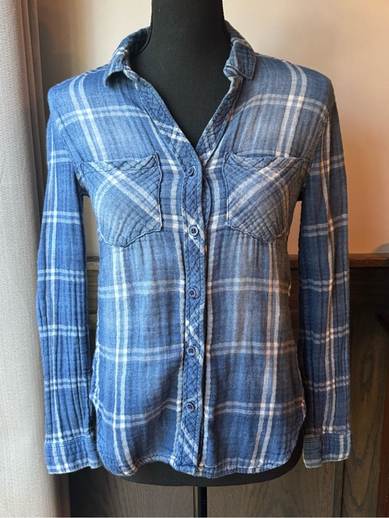 cloth & stone Tops - cloth & stone Blue Plaid cotton button down top XS EUC